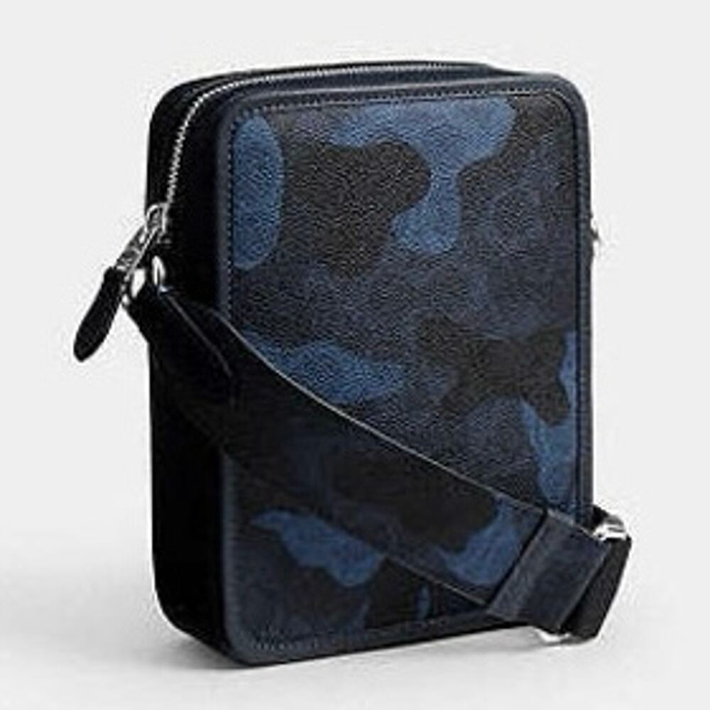 Coach Sullivan CROSSBODY SIGNATURE CAMO PRINT NWT - Picture 2 of 4